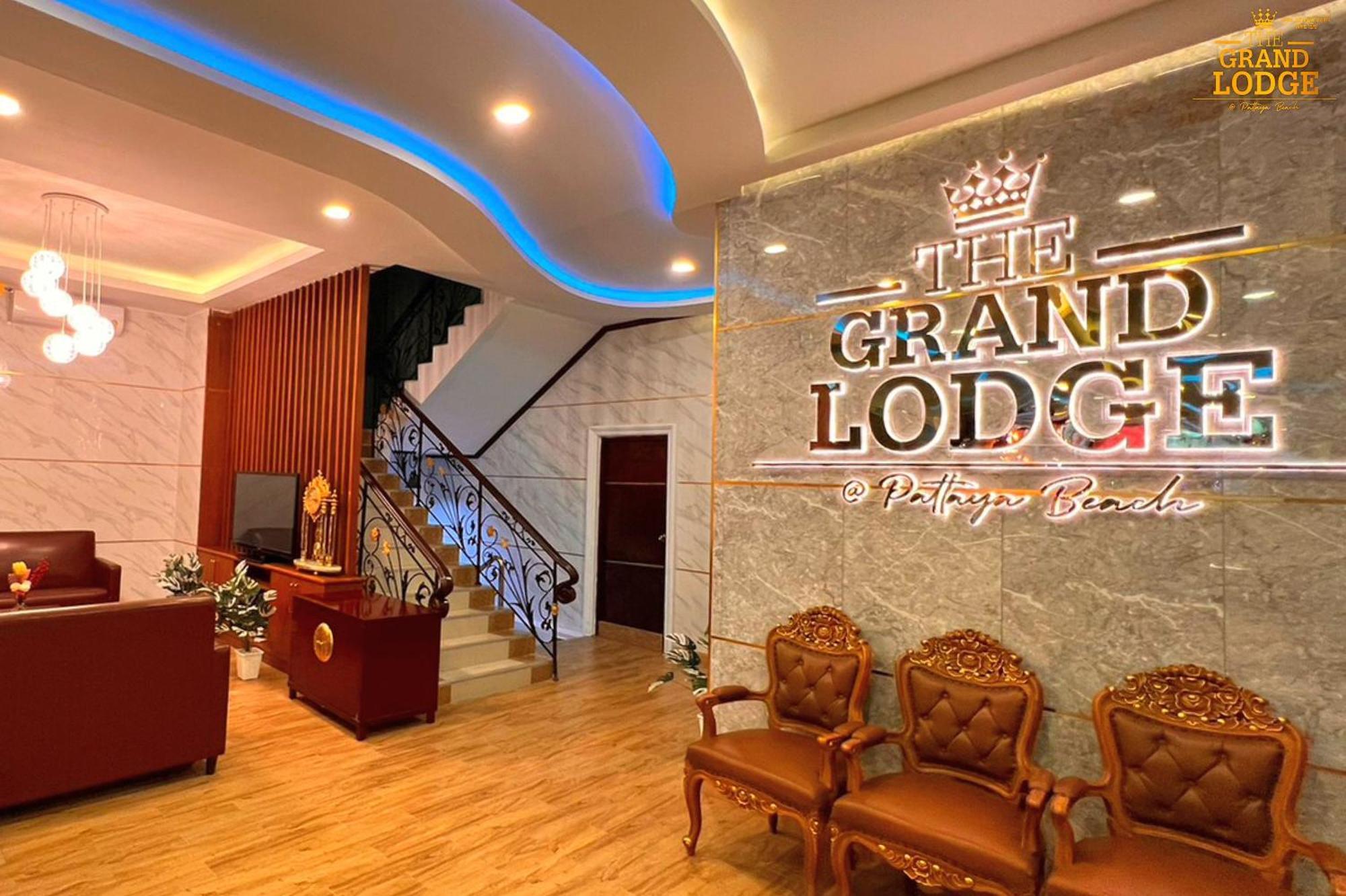 The Grand Lodge Pattaya Exterior foto